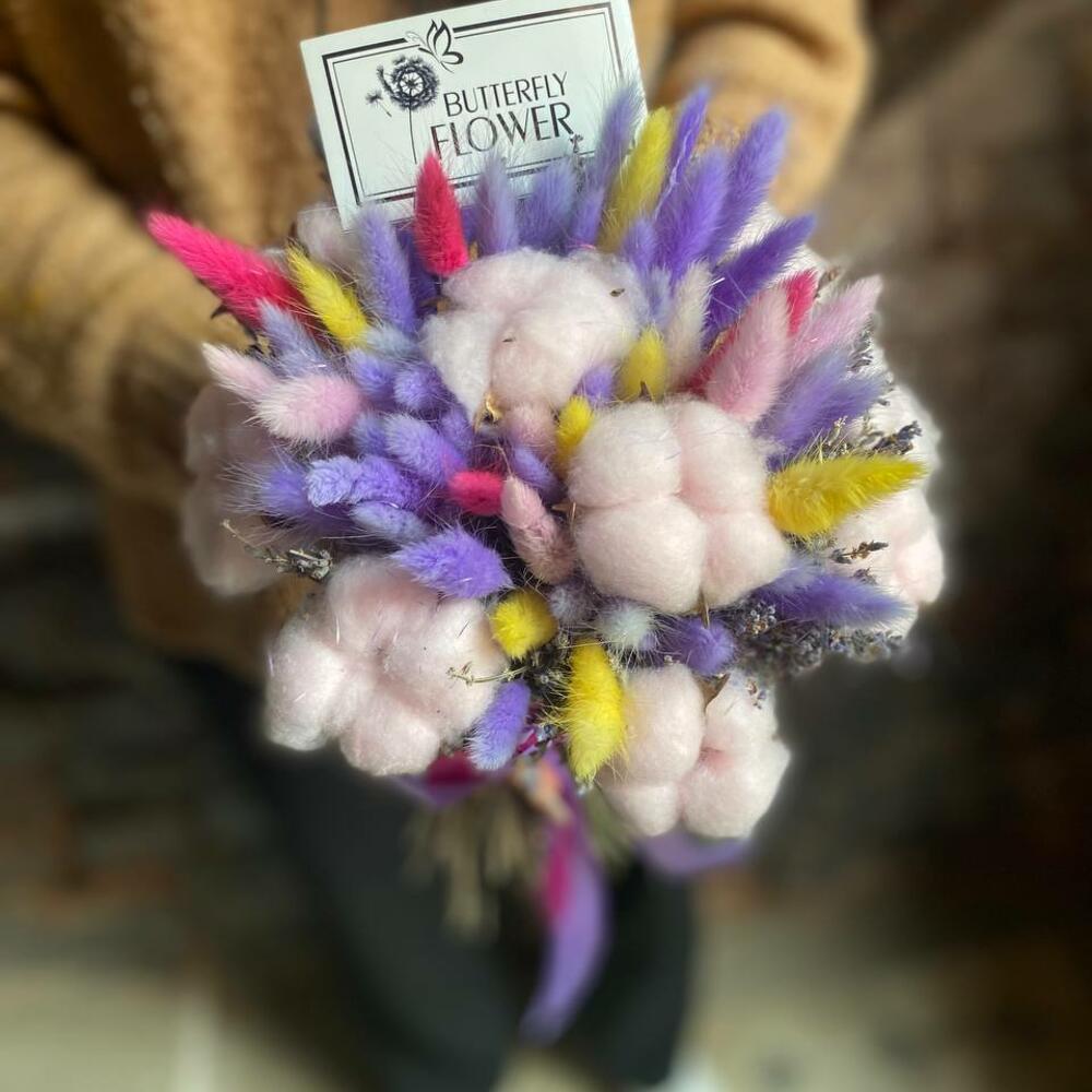 Букет из сухоцветов - лагуруса, лаванды и хлопка «Радуга в облаках»