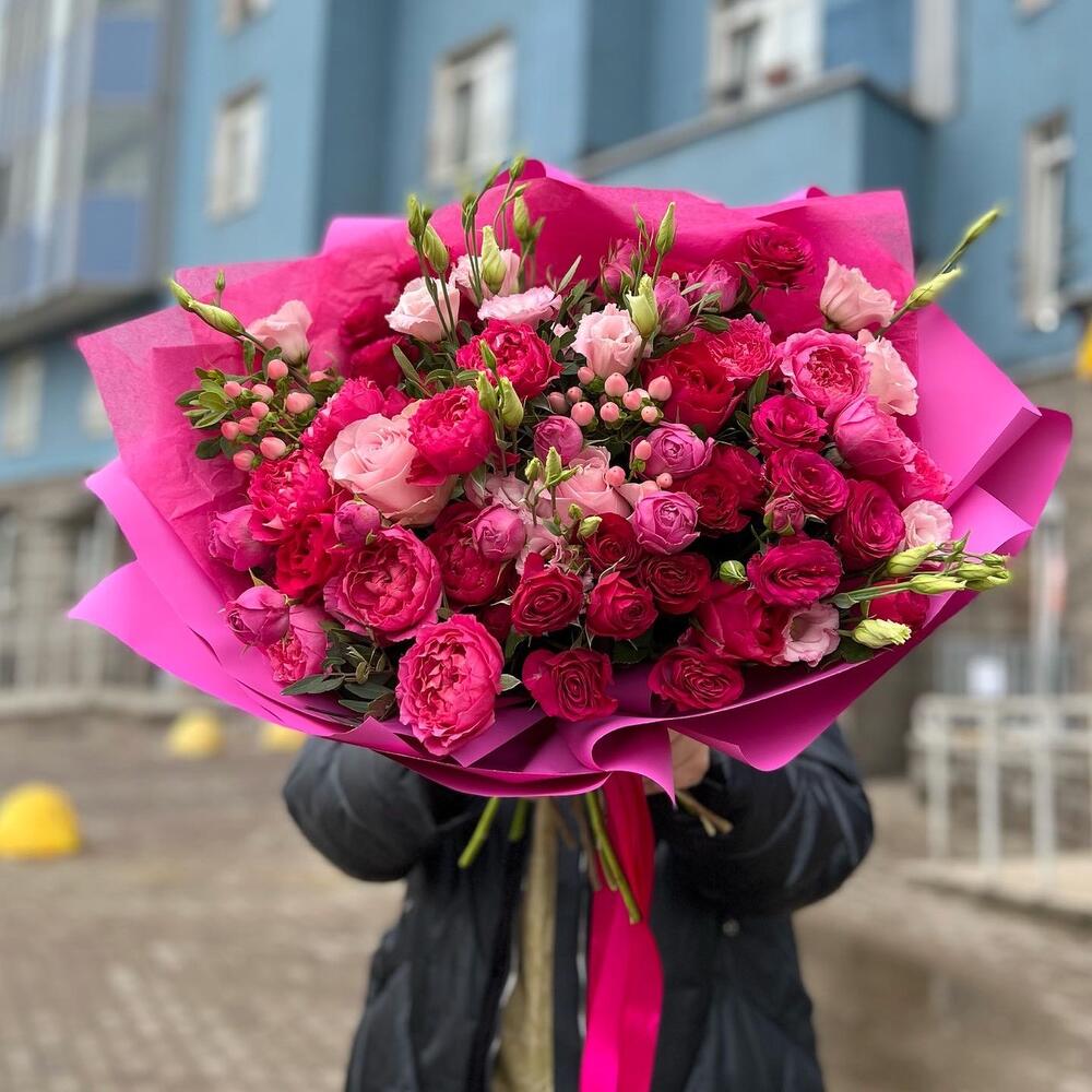 эустомой и гиперикумом эустомой и гиперикумом